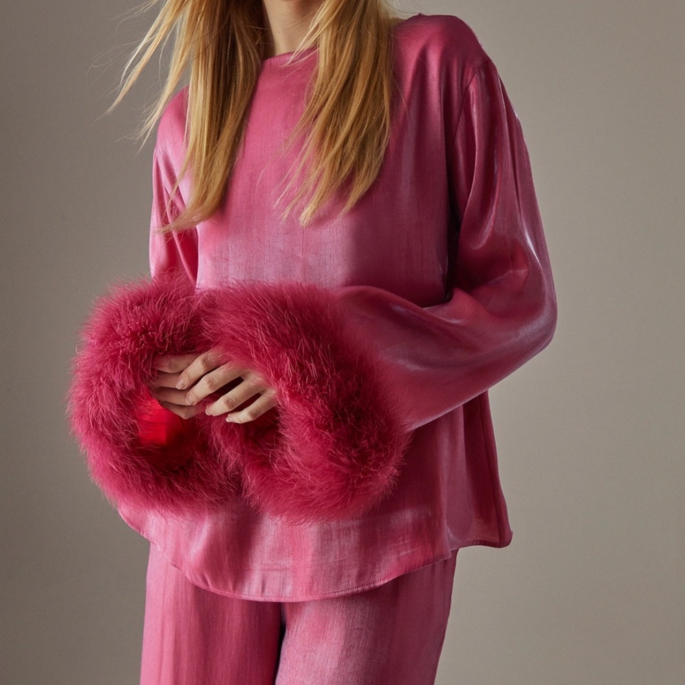 SOLD OUT! Premium Iridescent Feather Cuff Oversized Top